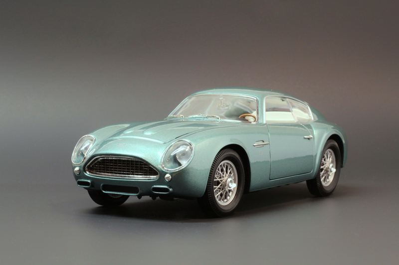 Illustration for article titled 1:18 scale Aston Martin DB4 Zagato by Whitebox